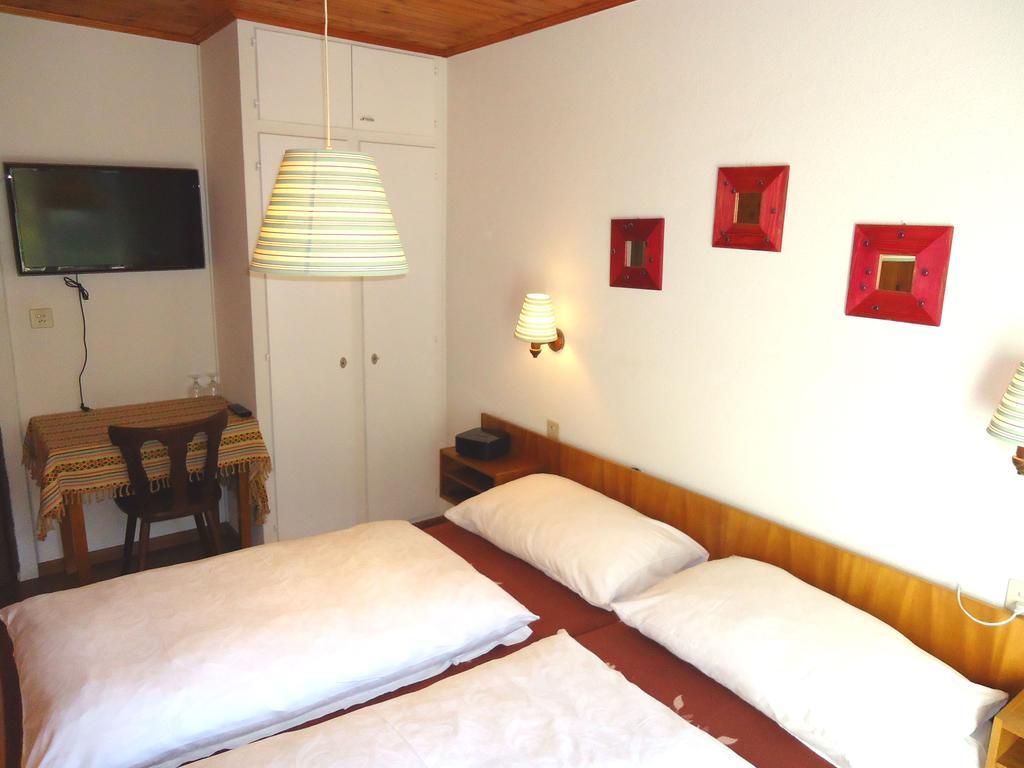 Hotel De L'Union Orsières Buitenkant foto